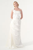 3D Flower Detailed Taffeta Gown