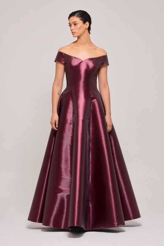 Off The Shoulder Dramatic Bordo Color Ball Gown